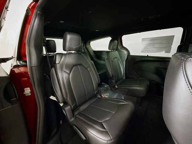 New 2026 Chrysler Pacifica Select w/ S Appearance Package FWD image 26