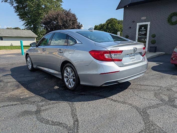 Used 2019 Honda Accord LX image 4