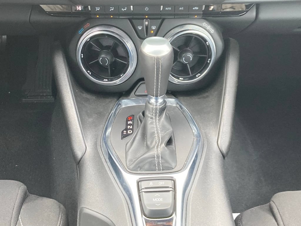 Used 2023 Chevrolet Camaro LT w/ Technology Package RWD image 10
