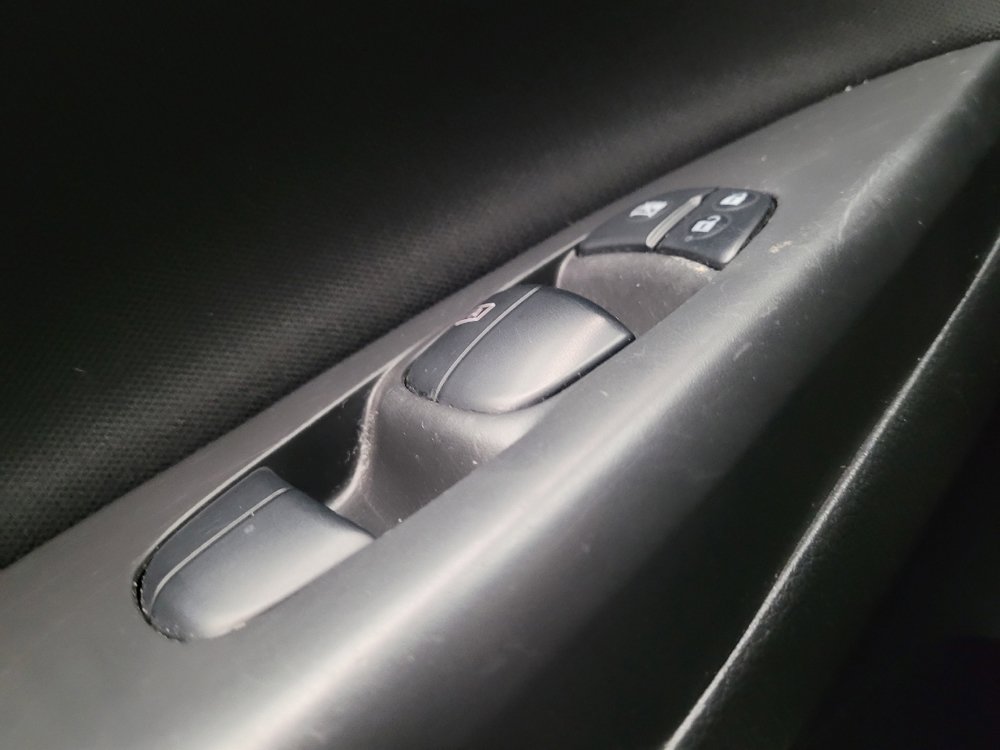 Used 2019 Nissan Sentra S FWD image 27