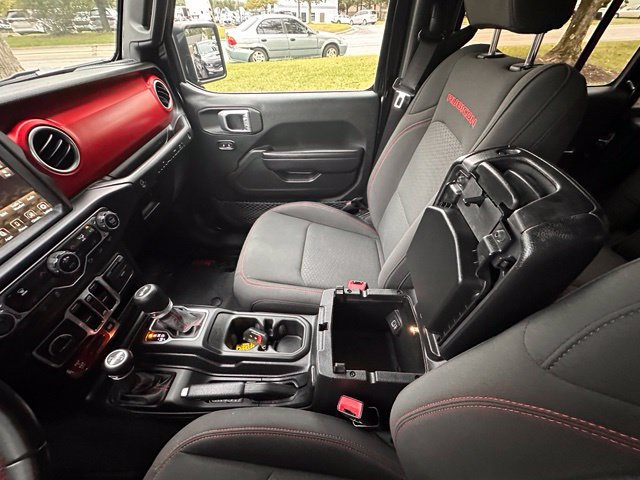 Used 2020 Jeep Wrangler Unlimited Rubicon AWD/4WD image 26