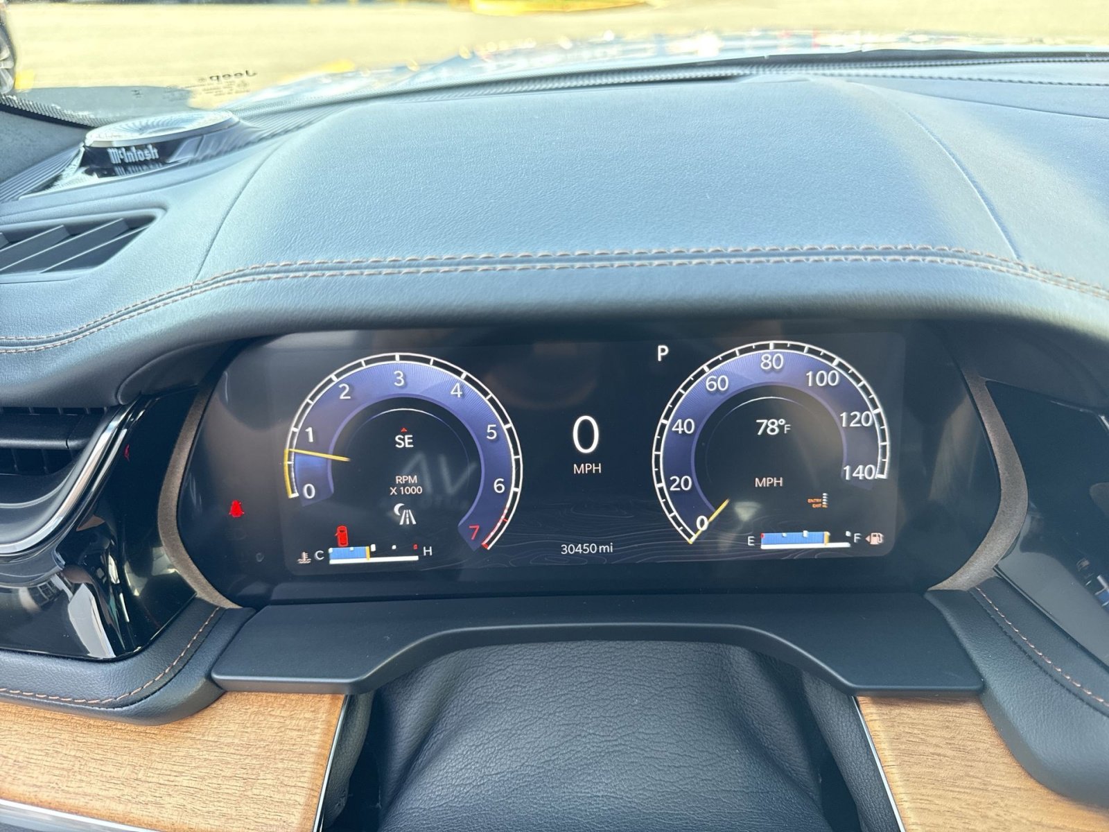 Used 2023 Jeep Grand Cherokee Summit image 17