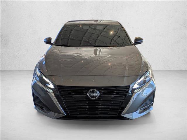 Used 2024 Nissan Altima 2.5 S image 2