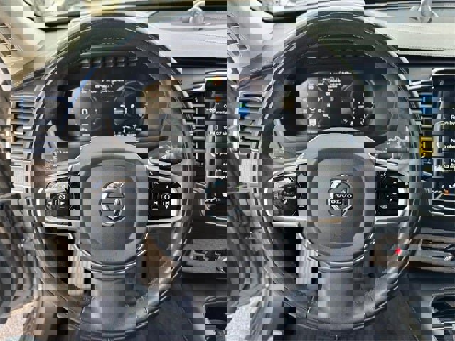 Used 2021 Volvo XC90 T8 Inscription w/ Advanced Package image 21