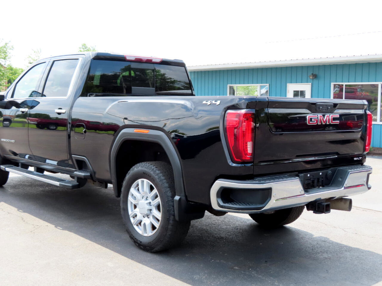 Used 2020 GMC Sierra 2500 SLT w/ SLT Premium Plus Package image 18