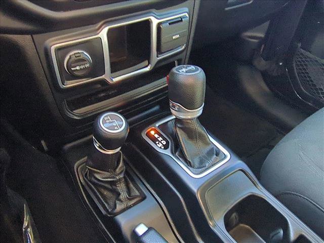 Used 2019 Jeep Wrangler Unlimited Sport image 12