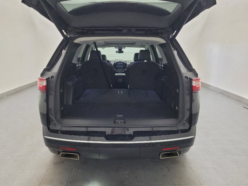 Used 2019 Chevrolet Traverse Premier w/ Driver Confidence II Package FWD image 29