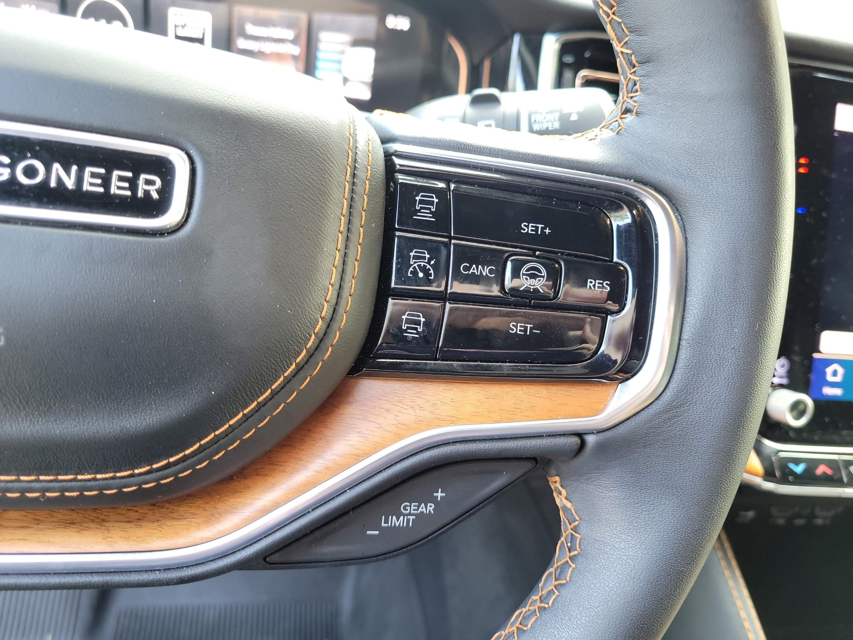 Certified 2024 Jeep Grand Wagoneer Series III AWD/4WD image 22