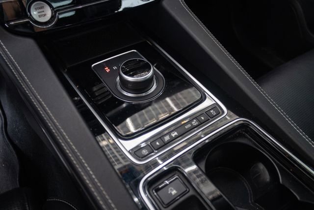 Used 2018 Jaguar F-PACE S image 20
