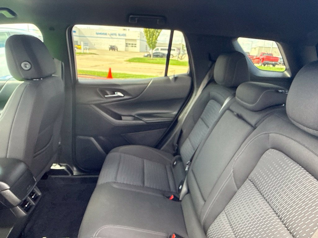 Certified 2025 Chevrolet Equinox LT AWD/4WD image 27