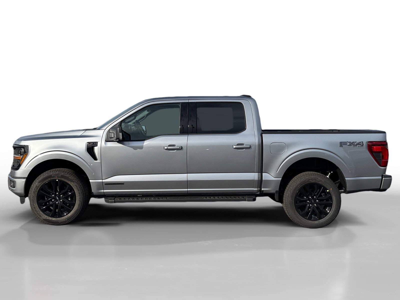 New 2025 Ford F150 XLT w/ Equipment Group 302A MID image 2