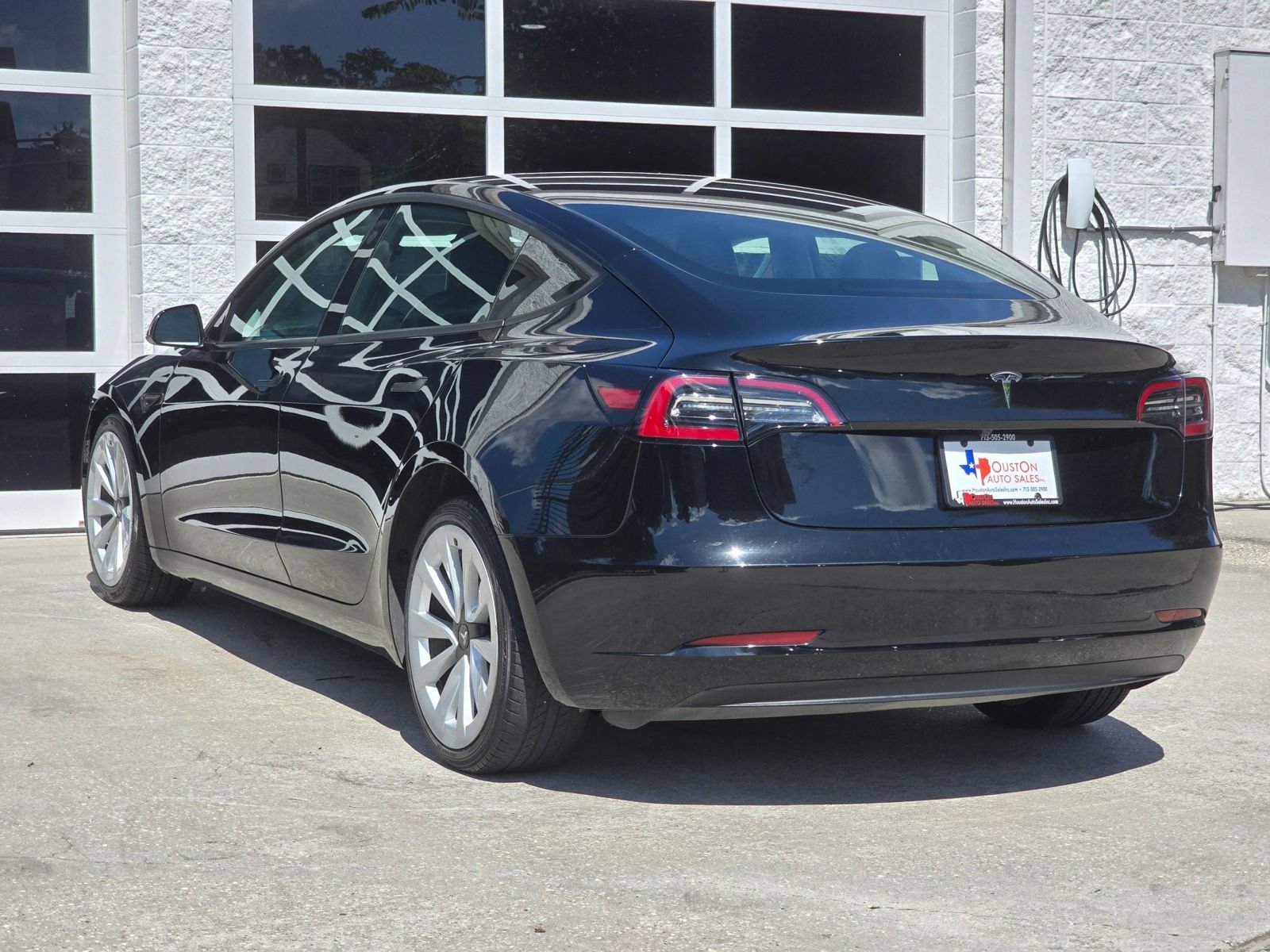 Used 2023 Tesla Model 3 Standard Range RWD image 7