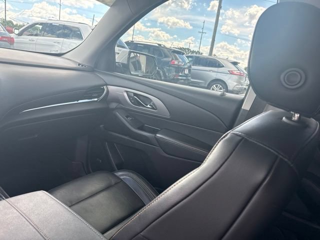 Used 2019 Chevrolet Traverse LT w/ LT Premium Package AWD/4WD image 19
