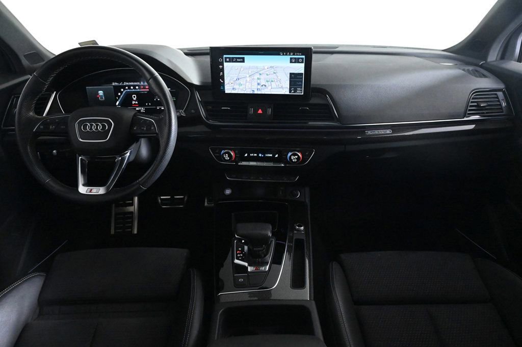 Used 2023 Audi SQ5 Prestige w/ Prestige Package image 9