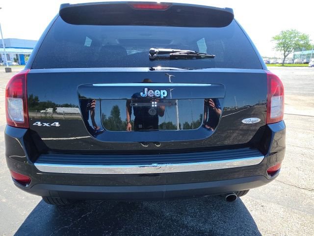 Used 2016 Jeep Compass High Altitude AWD/4WD image 7