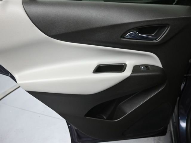 Used 2019 Chevrolet Equinox LS w/ LS Convenience Package AWD/4WD image 22