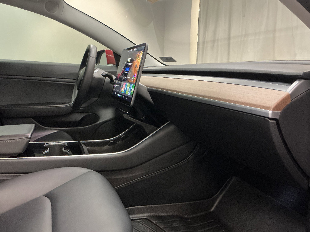 Used 2020 Tesla Model 3 Long Range AWD/4WD image 32