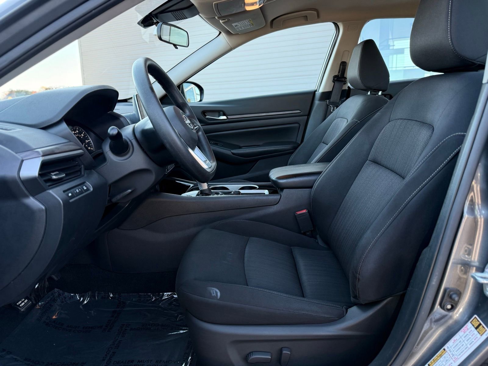 Used 2024 Nissan Altima 2.5 SV image 12