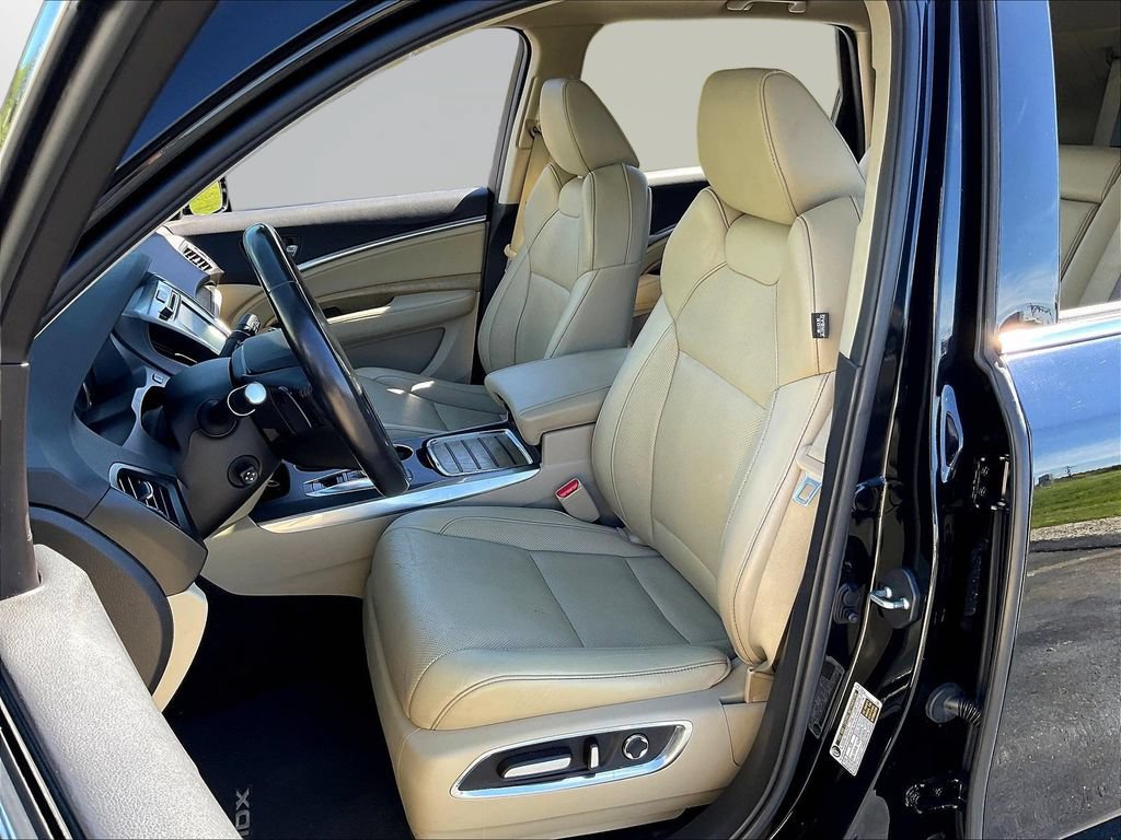 Used 2019 Acura MDX w/ Technology Package AWD/4WD image 23