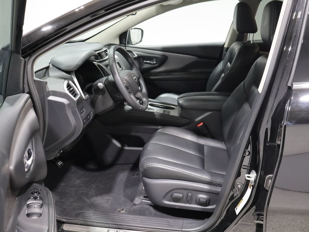 Used 2023 Nissan Murano SV w/ SV Midnight Edition Package AWD/4WD image 9