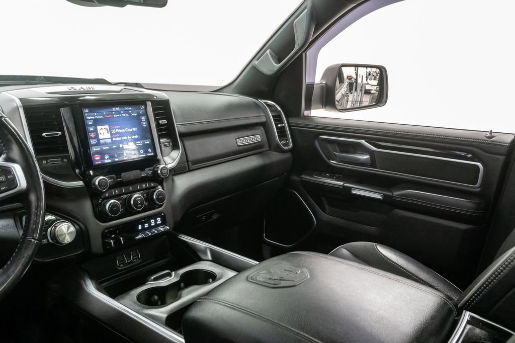 Used 2020 RAM 1500 Laramie w/ Sport Appearance Package AWD/4WD image 14