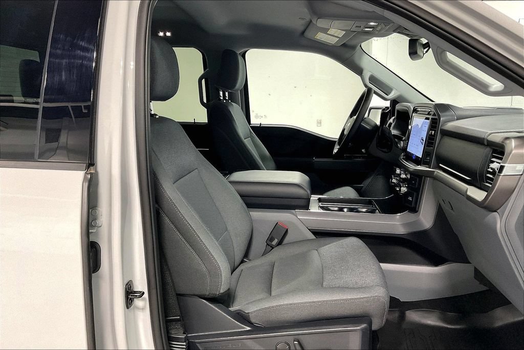 Used 2024 Ford F150 XLT w/ Equipment Group 302A MID RWD image 9