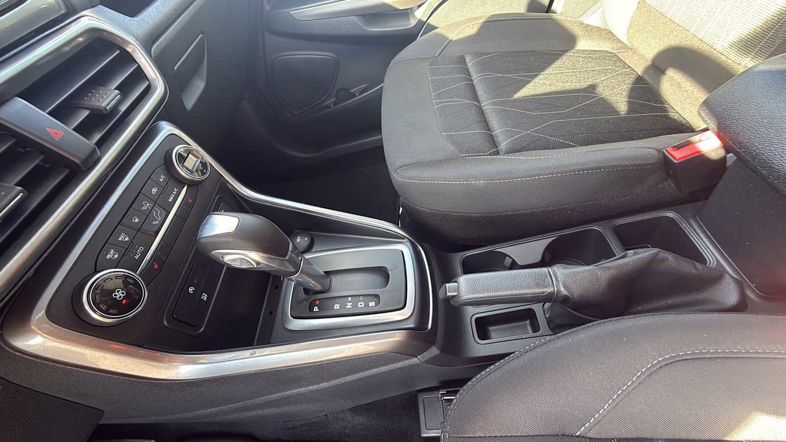 Used 2020 Ford EcoSport SE image 22