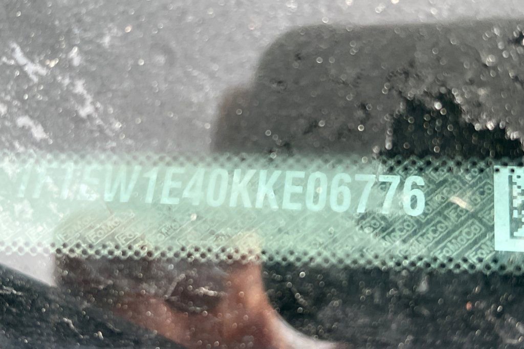 Used 2019 Ford F150 Lariat image 3