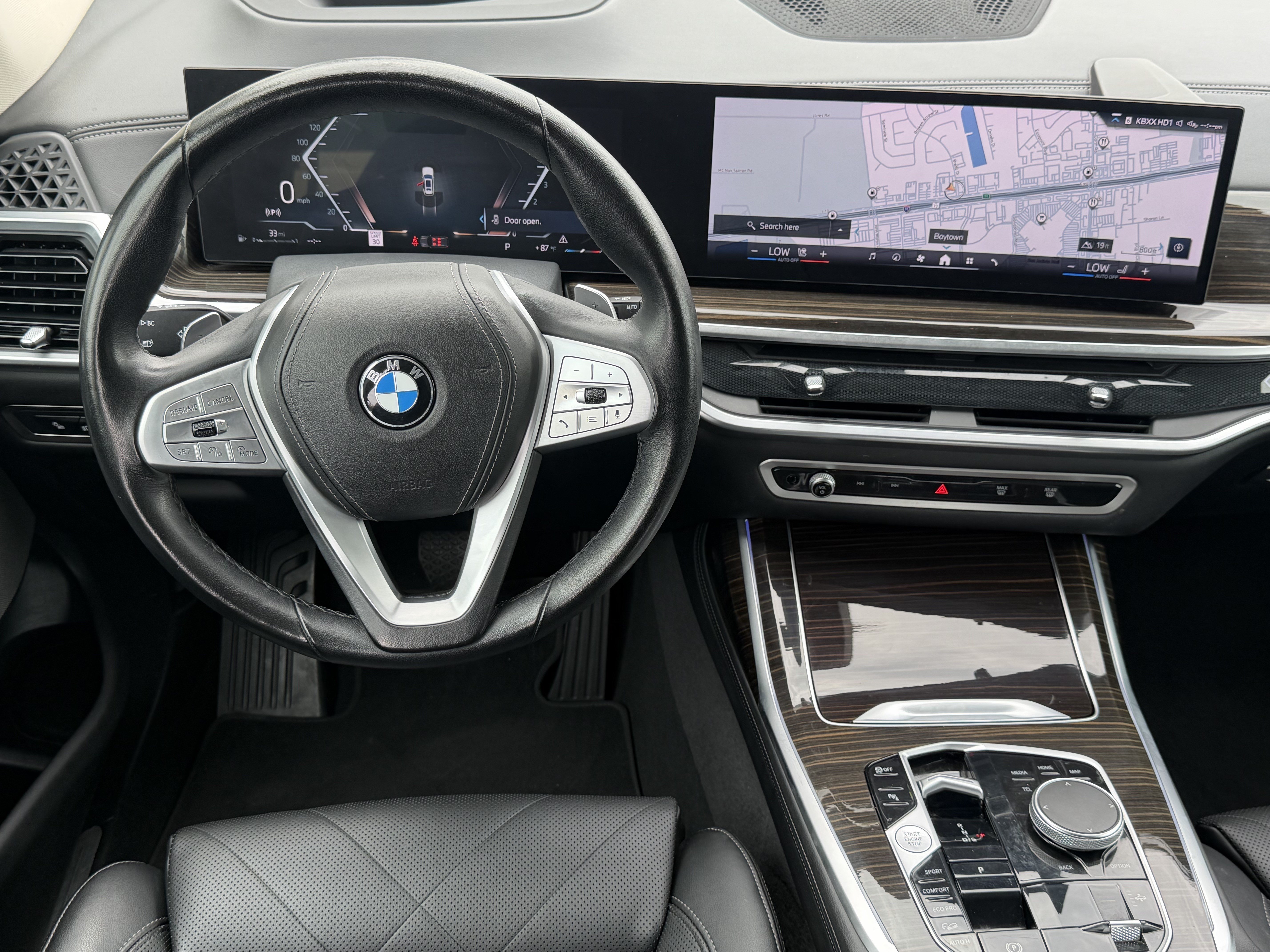 Used 2024 BMW X7 xDrive40i AWD/4WD image 11