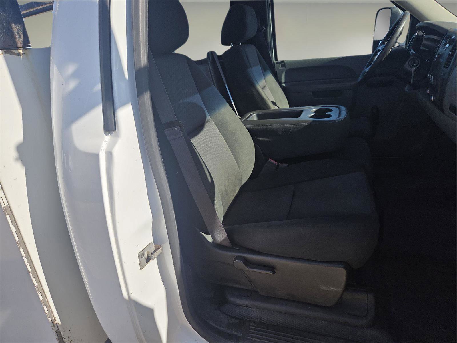 Used 2013 Chevrolet Silverado 2500 W/T image 21