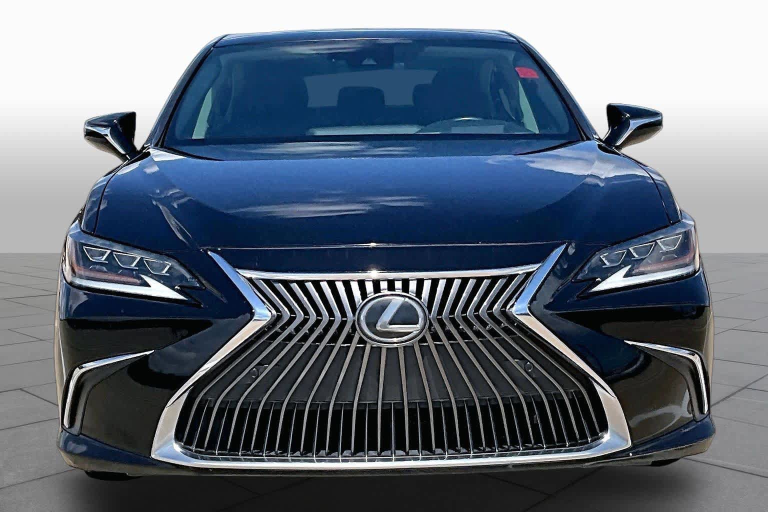 Used 2019 Lexus ES 350 w/ Accessory Package 2 FWD image 4