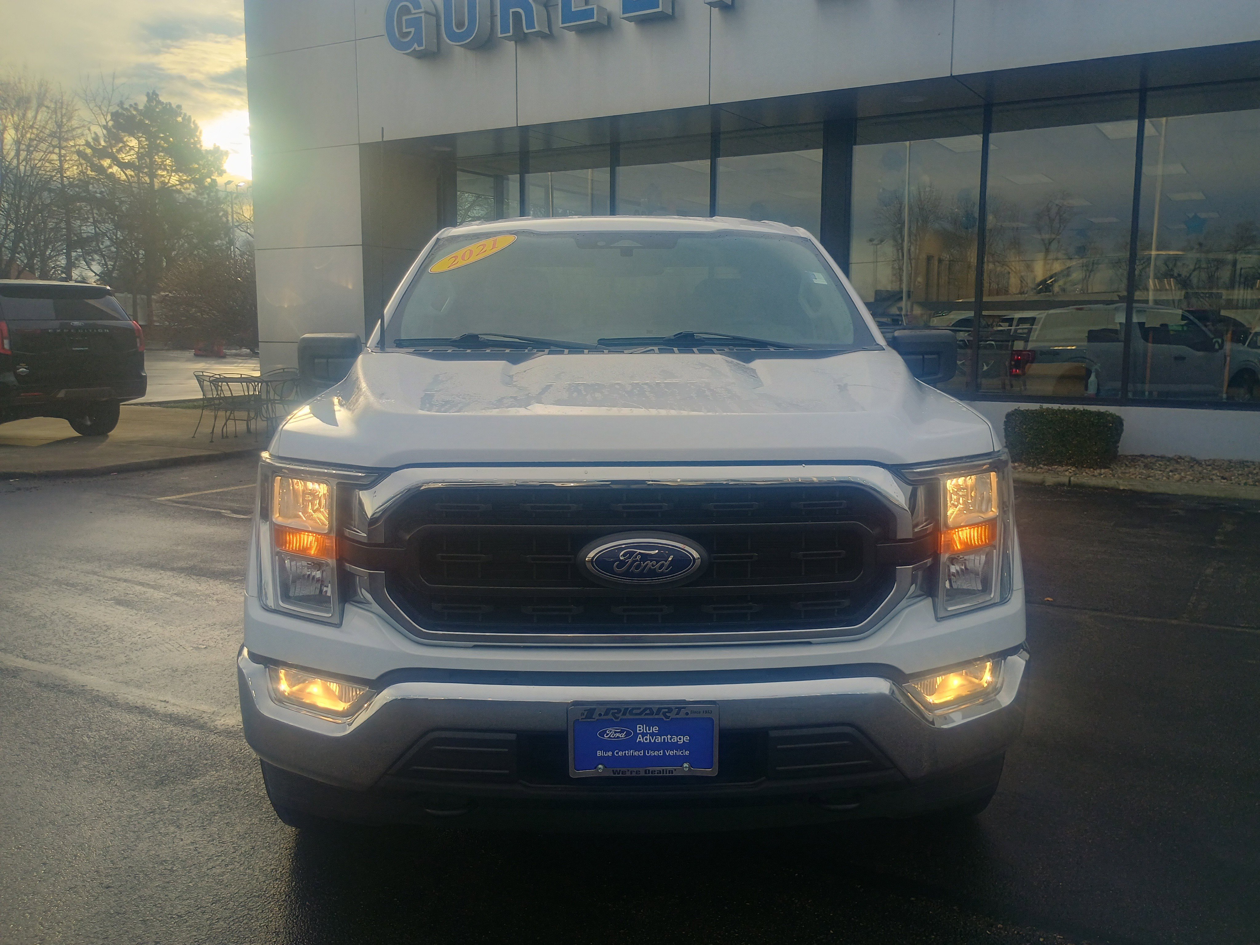 Used 2021 Ford F150 XLT image 2