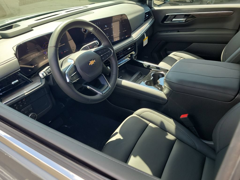 New 2026 Chevrolet Suburban LT w/ Comfort Package RWD image 3