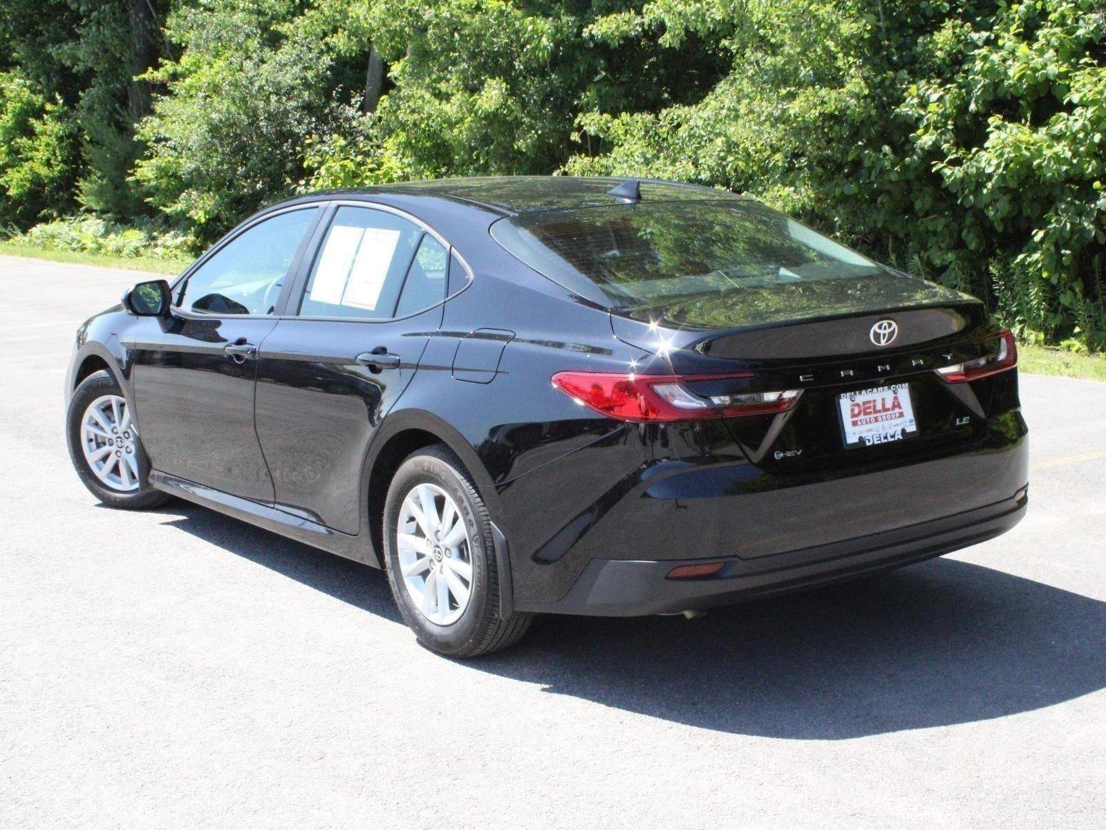 Certified 2025 Toyota Camry LE image 99