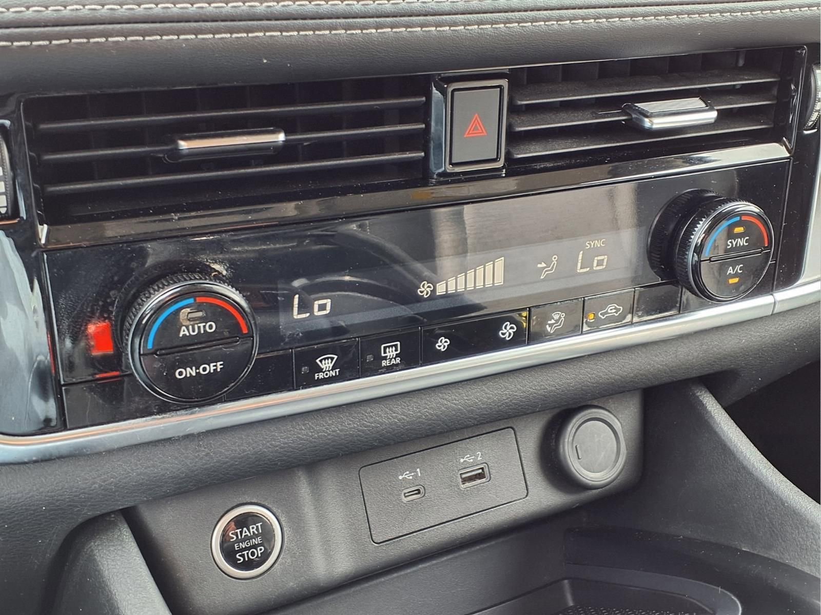 Used 2022 Nissan Rogue SV image 20