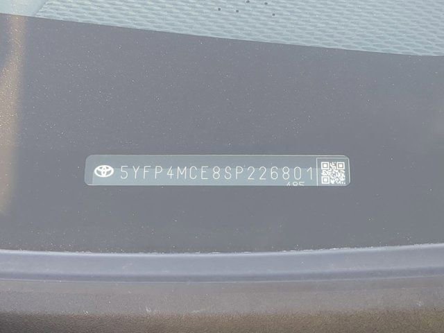 Certified 2025 Toyota Corolla SE w/ SE Premium Package image 17