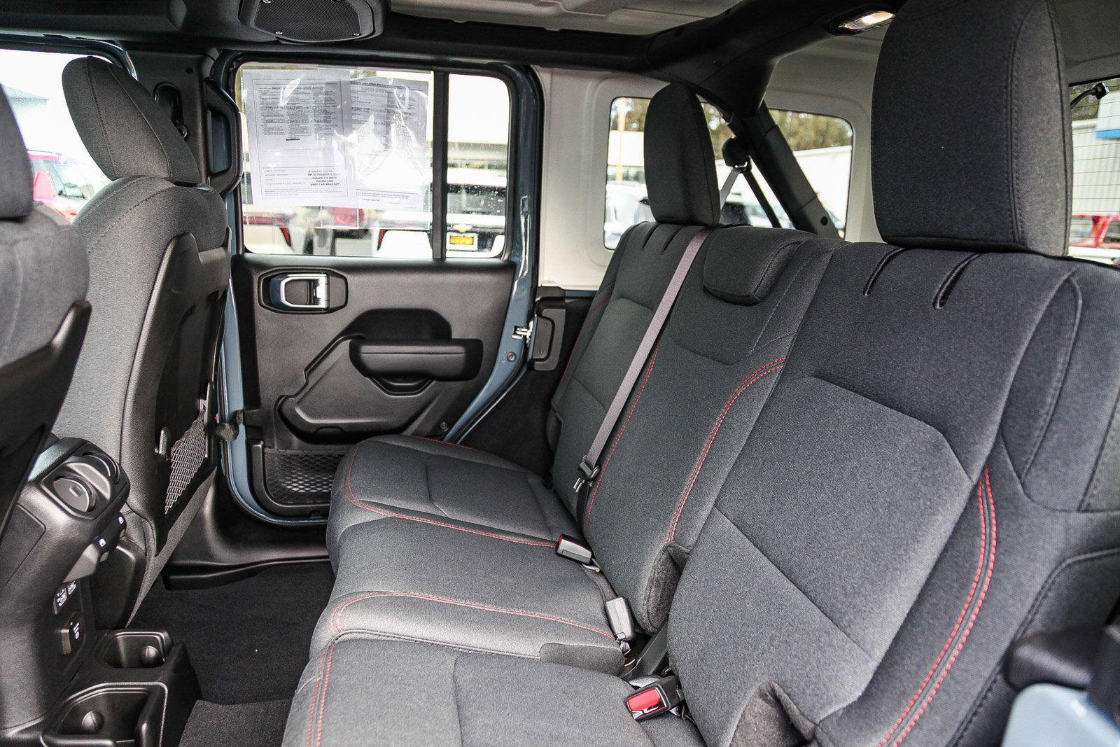 Used 2024 Jeep Wrangler Unlimited Rubicon image 7