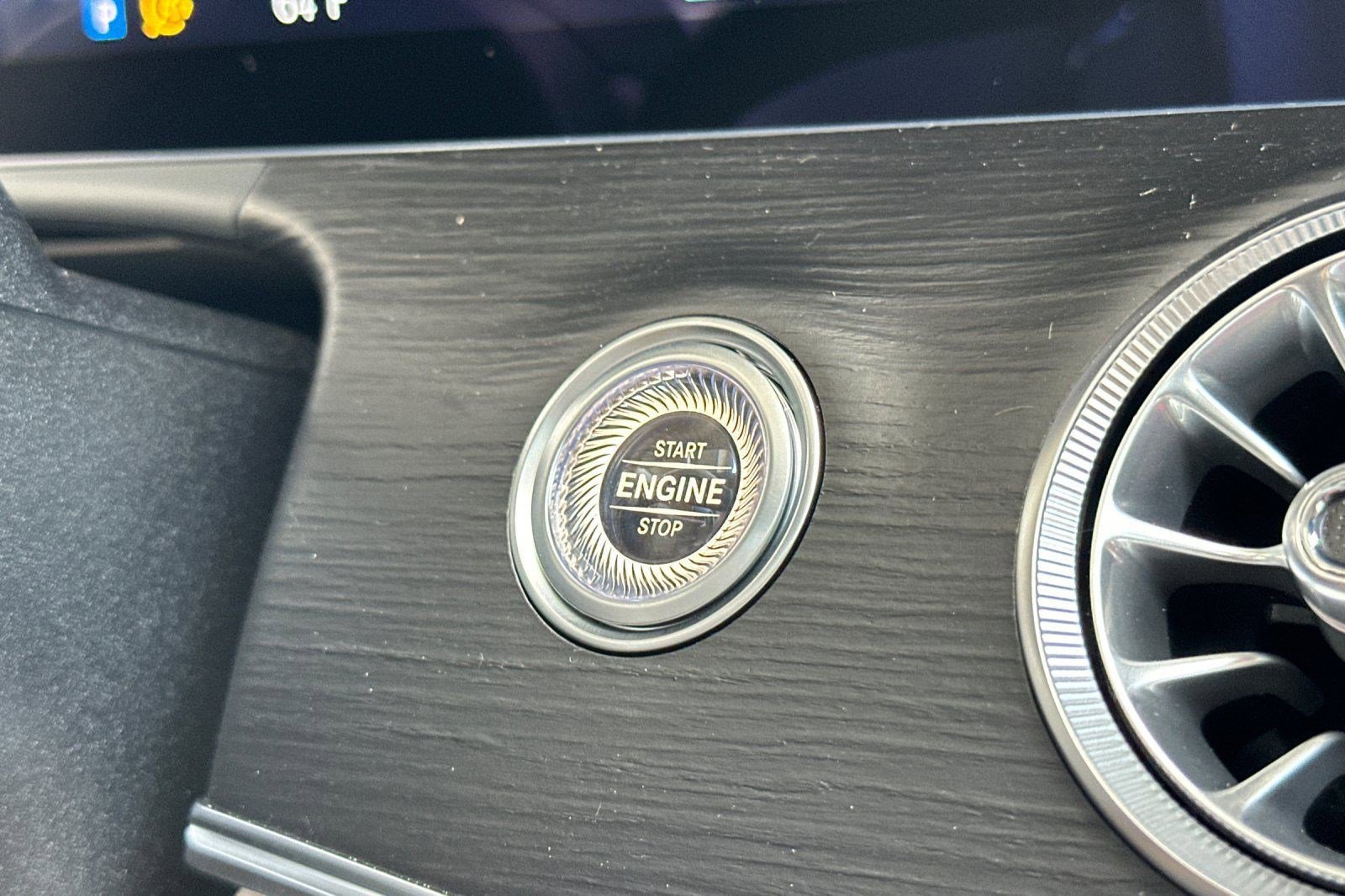 Certified 2024 Mercedes-Benz AMG GT 43 image 28