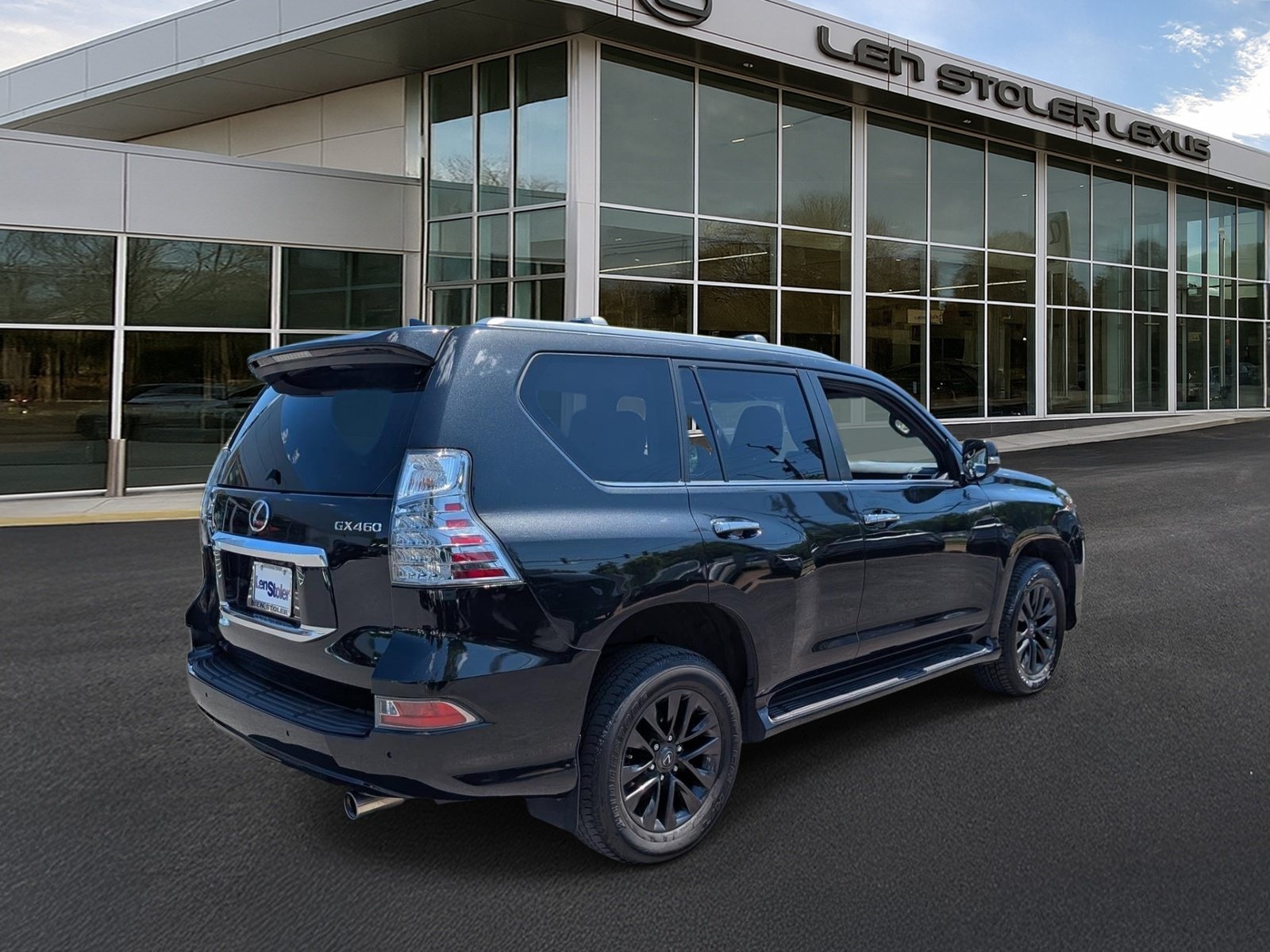 Used 2023 Lexus GX 460 Premium w/ Premium Plus Package AWD/4WD image 3