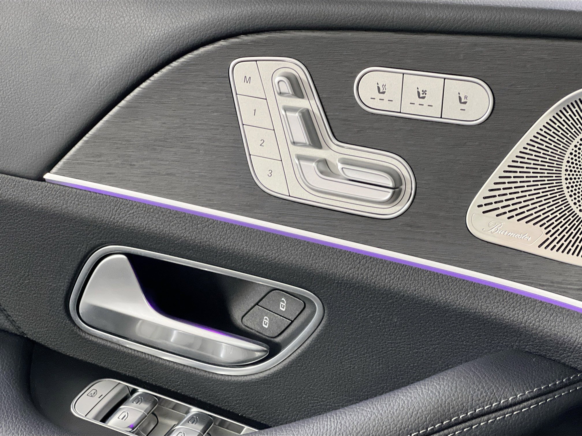 Used 2025 Mercedes-Benz GLE 450e 4MATIC image 20