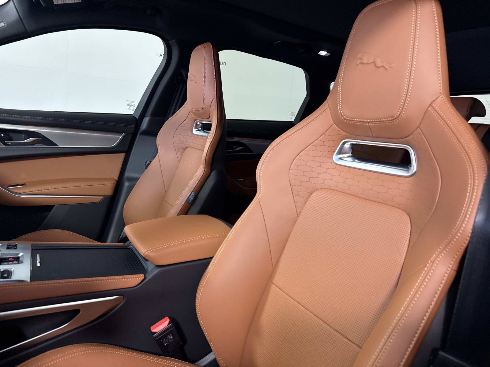 New 2026 Jaguar F-PACE R-Dynamic S AWD/4WD image 20