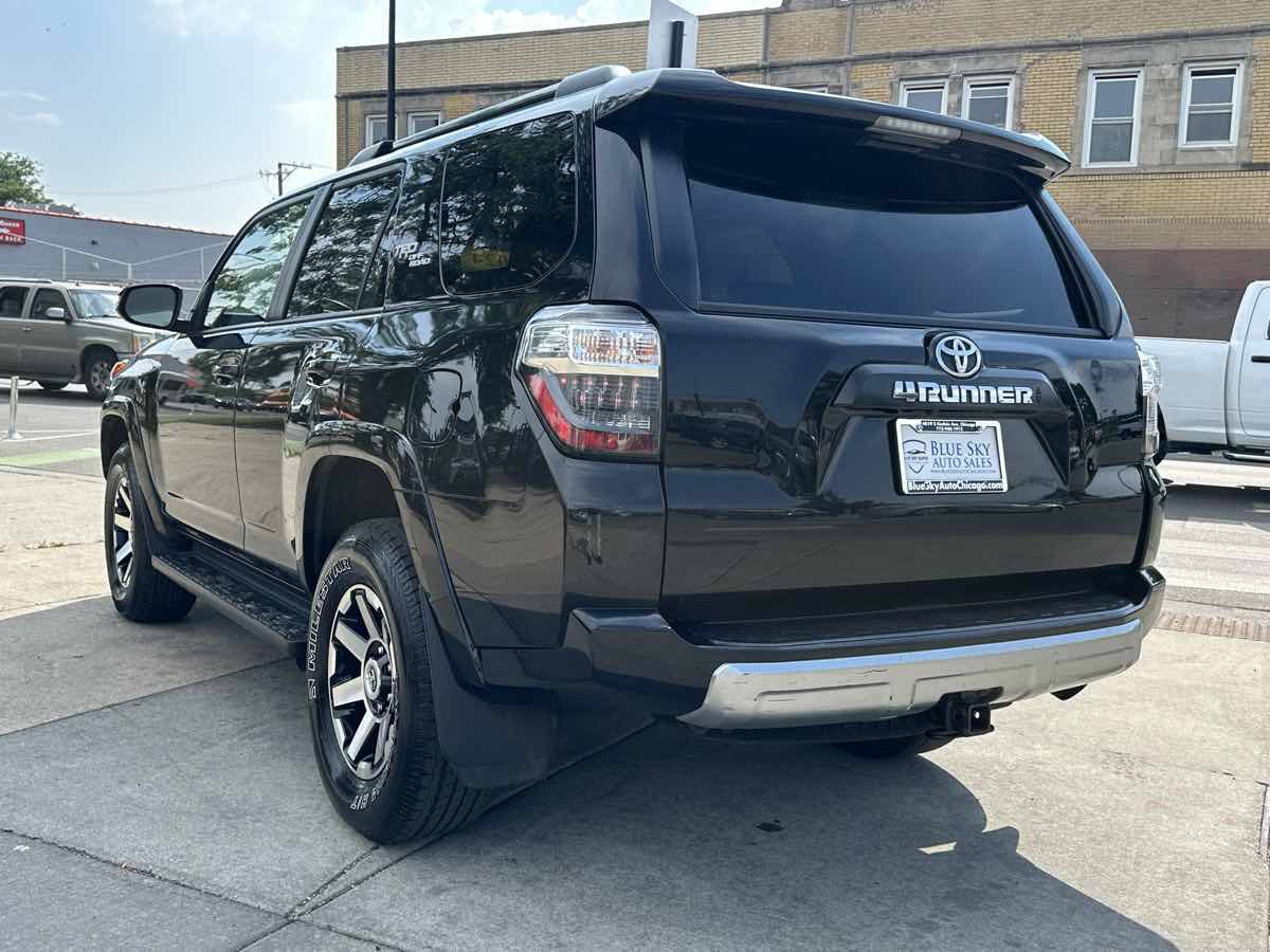 Used 2024 Toyota 4Runner TRD Off-Road Premium AWD/4WD image 7