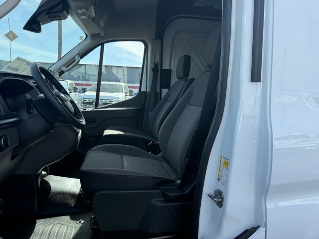 New 2026 Ford Transit 250 148 Medium Roof RWD image 13