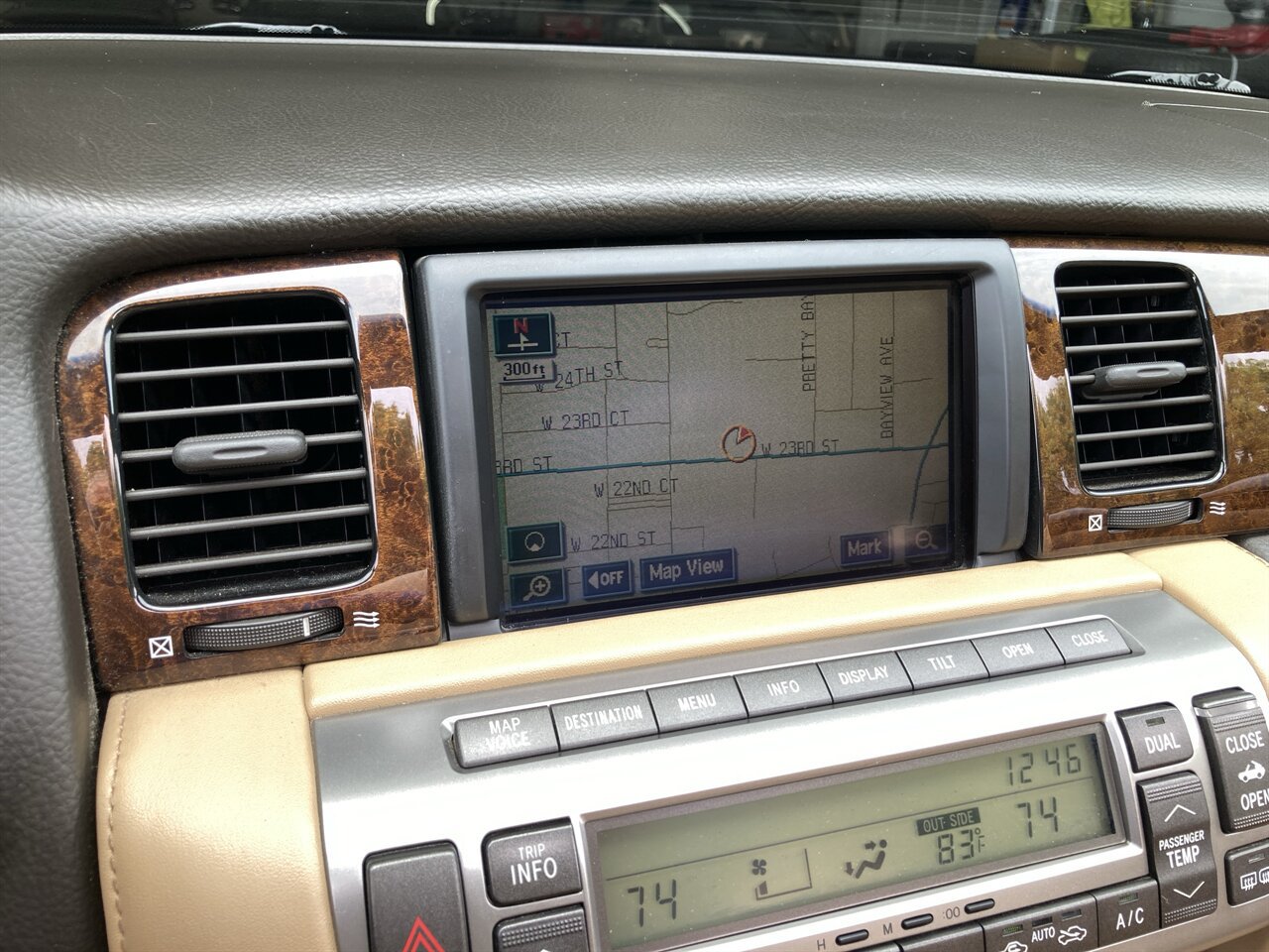 Used 2006 Lexus SC 430 Convertible RWD image 25