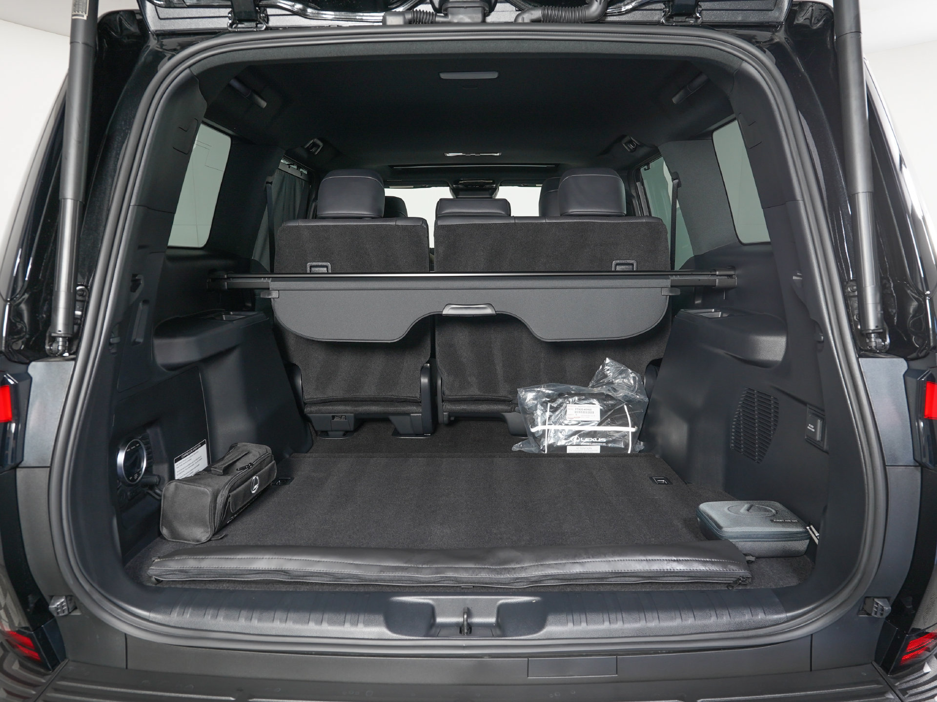 Used 2026 Lexus GX 550 AWD/4WD image 12