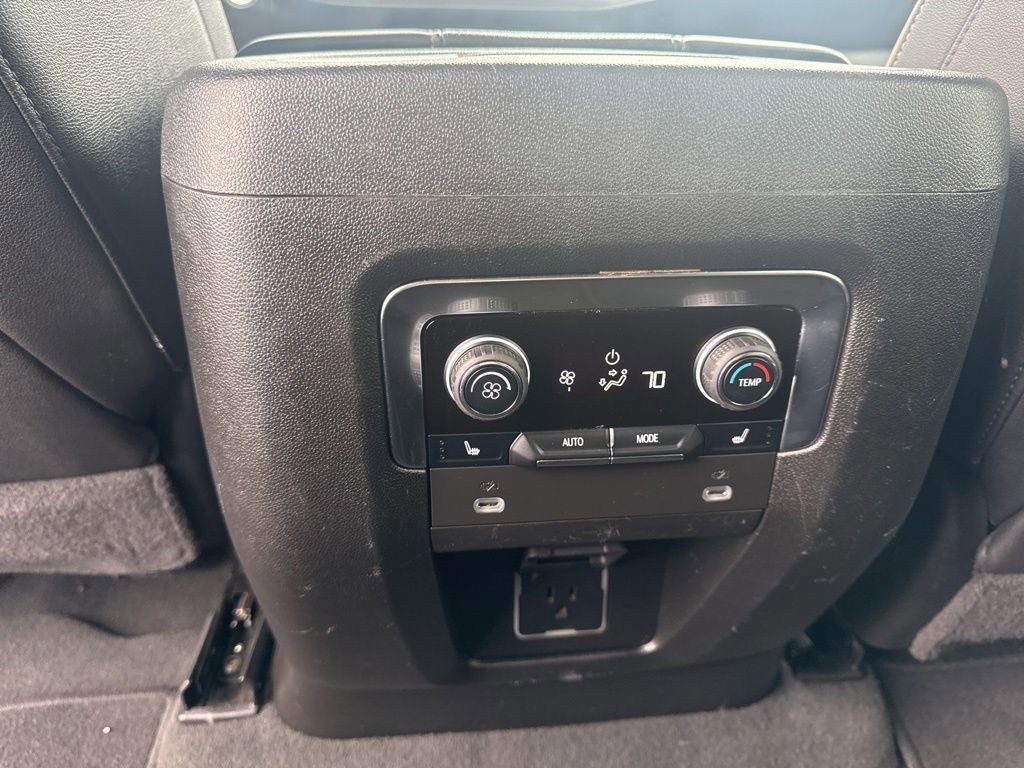 Used 2024 Chevrolet Tahoe Premier image 24