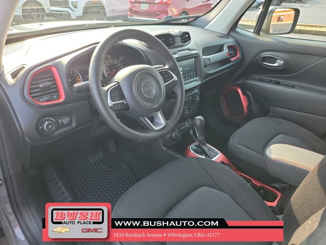 Used 2020 Jeep Renegade Trailhawk w/ Cold Weather Group AWD/4WD image 19