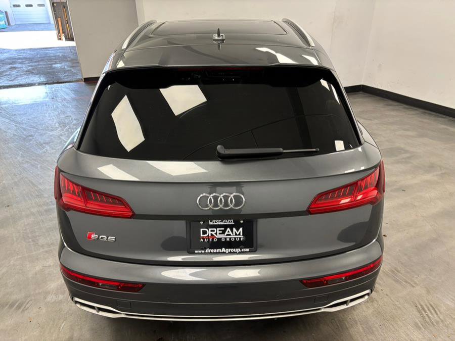 Used 2018 Audi SQ5 Premium Plus w/ Navigation Package image 5