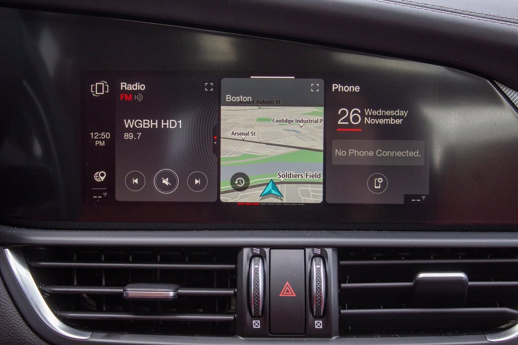 New 2025 Alfa Romeo Giulia AWD image 16