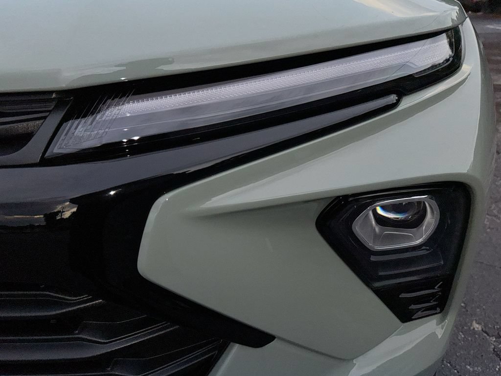 New 2026 Chevrolet TrailBlazer LT w/ Midnight Edition FWD image 10